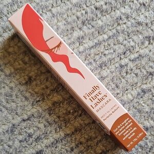 NIB How To Be A Redhead Mascara